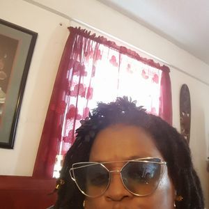 Meet your Posher, Peggy